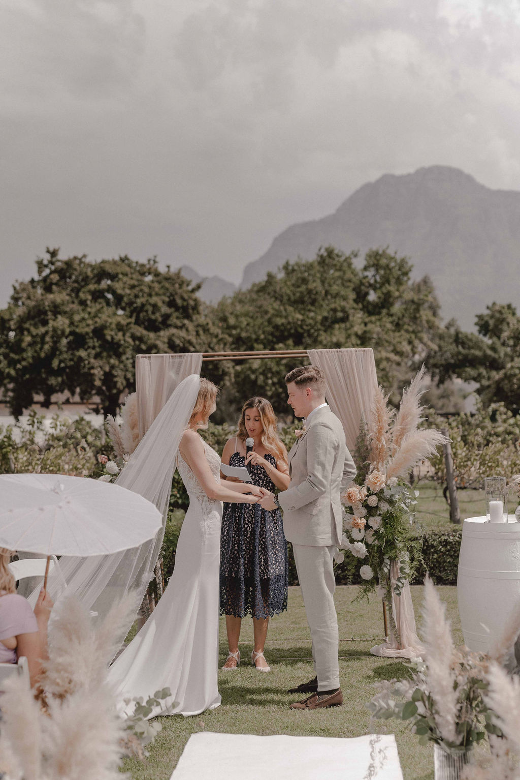 Simona&MichaelWEDDING_LOWRES-409